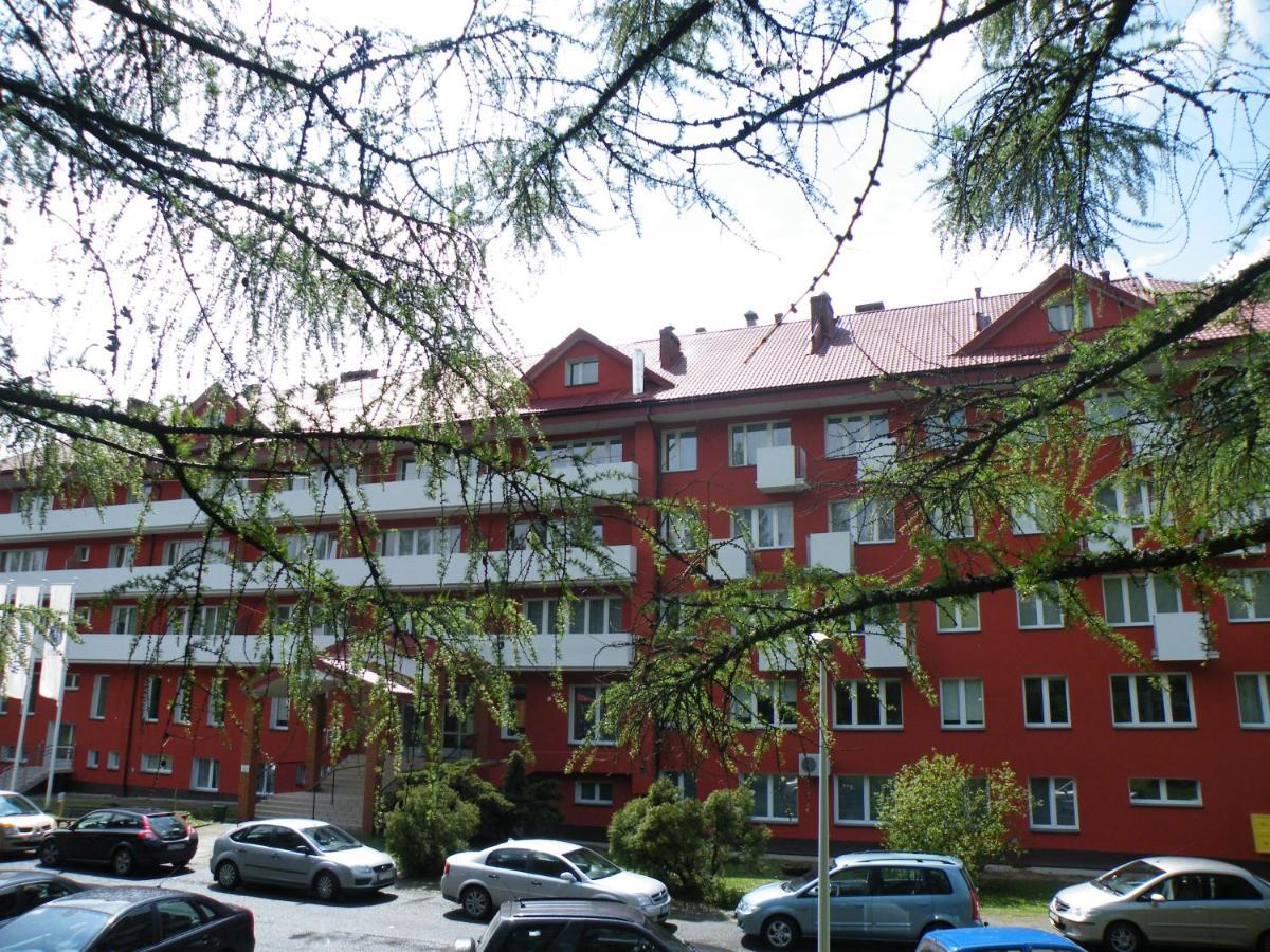 Osrodek Uzdrowiskowy Beskid Hotel Wysowa-Zdrój Esterno foto